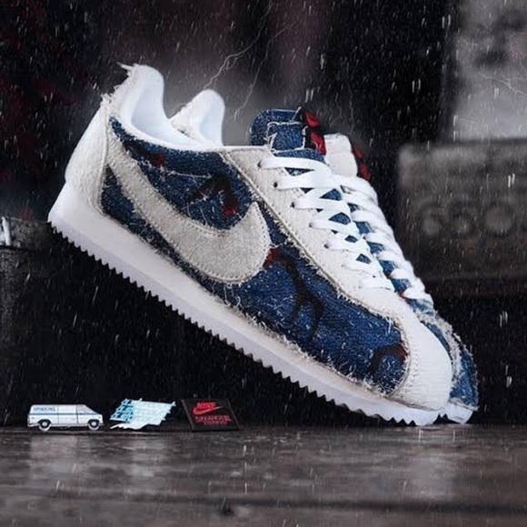 NWT Nike Classic Cortez Stranger Things - Picture 2 of 8